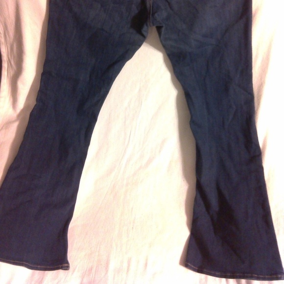 Old Navy Stretch Fit Jeans (16R) - Picture 5 of 5